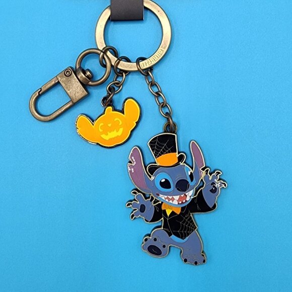 Loungefly Disney Lilo and Stitch Halloween Pumpkin Keychain Charm NEW - Picture 12 of 12